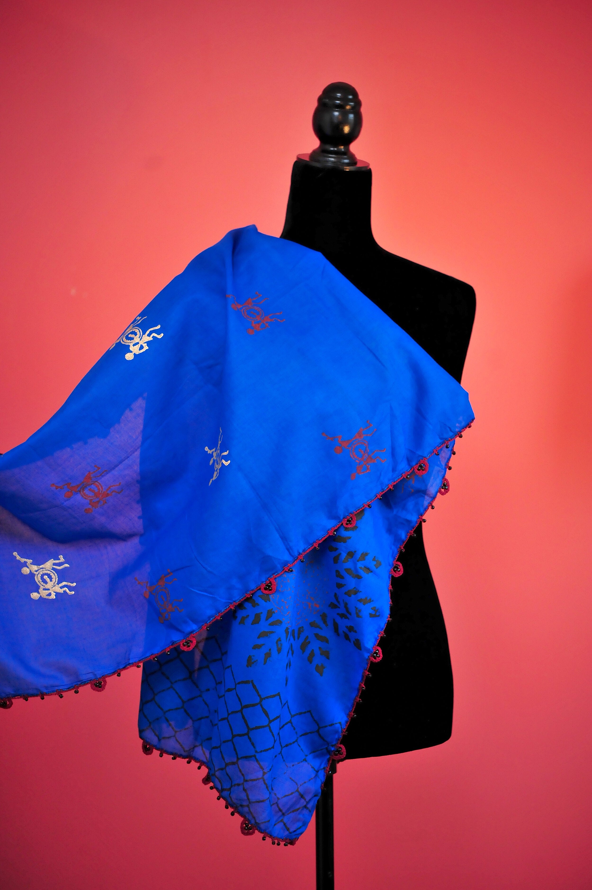 Nuance bleu profond